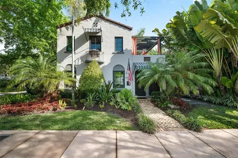 447 Giralda Avenue Coral Gables FL 33134
