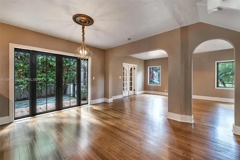 447 Giralda Avenue Coral Gables FL 33134