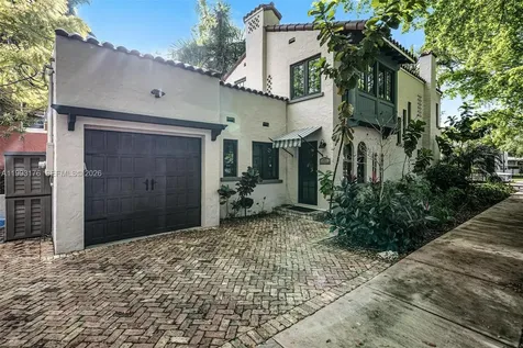 447 Giralda Avenue Coral Gables FL 33134