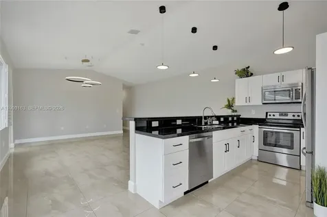 62 NE 26th Street Wilton Manors FL 33305