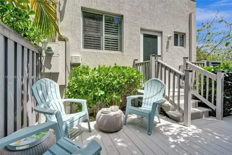 62 NE 26th Street Wilton Manors FL 33305