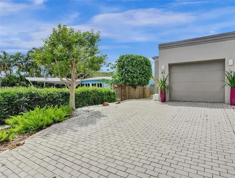 62 NE 26th Street Wilton Manors FL 33305