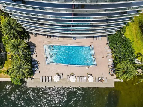 2602 E Hallandale Beach Boulevard Hallandale Beach FL 33009