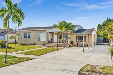 340 W 55th Street Hialeah FL 33012