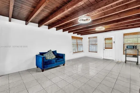 340 W 55th Street Hialeah FL 33012