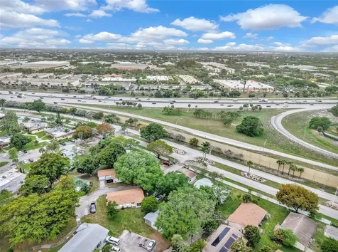 2528 SW Natura Boulevard Deerfield Beach FL 33441