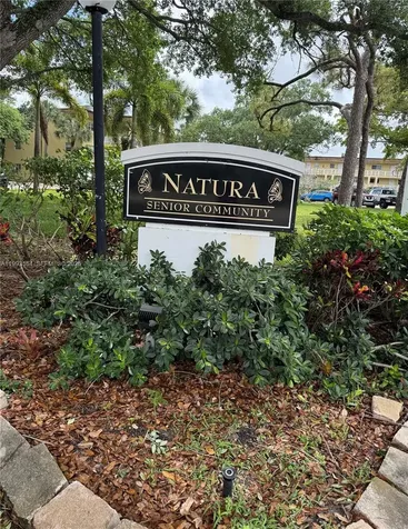 2528 SW Natura Boulevard Deerfield Beach FL 33441