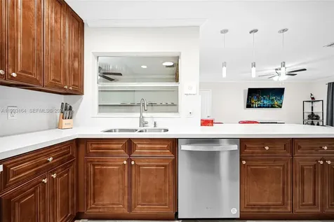 2528 SW Natura Boulevard Deerfield Beach FL 33441