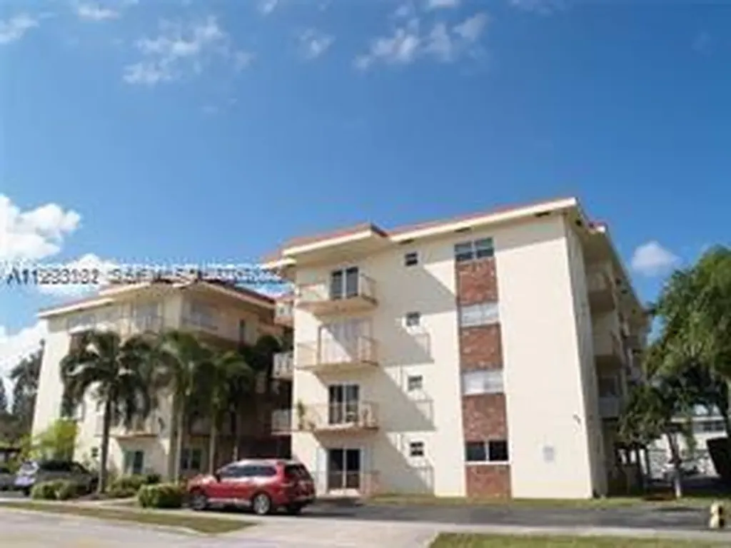 1747 Rodman Street Hollywood FL 33020
