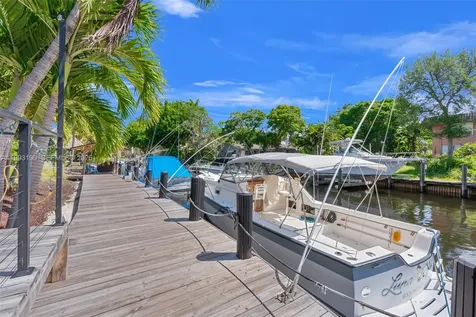 516 NE 6th Avenue Deerfield Beach FL 33441