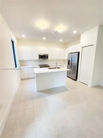 4583 NW 83rd Place Doral FL 33166