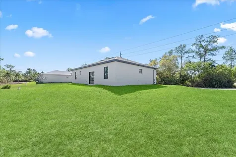 2501 E 15th Street Lehigh Acres FL 33972