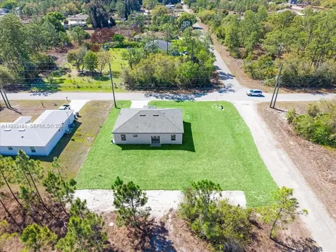 2501 E 15th Street Lehigh Acres FL 33972