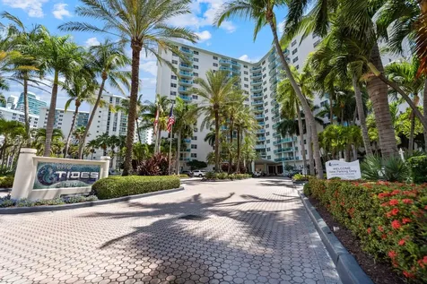 Hollywood FL 33019