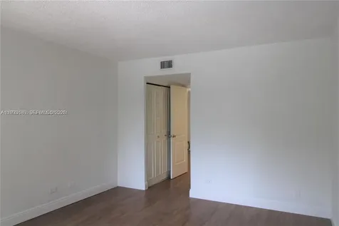 3690 Inverrary Drive Lauderhill FL 33319