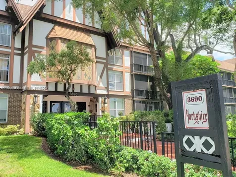 3690 Inverrary Drive Lauderhill FL 33319