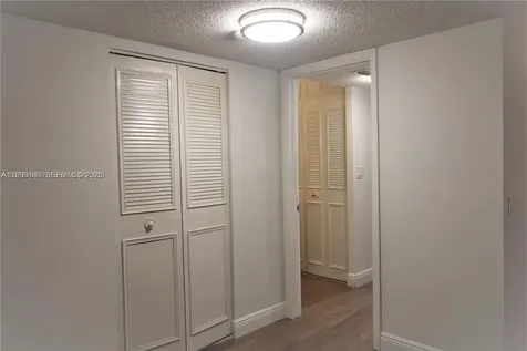 3690 Inverrary Drive Lauderhill FL 33319