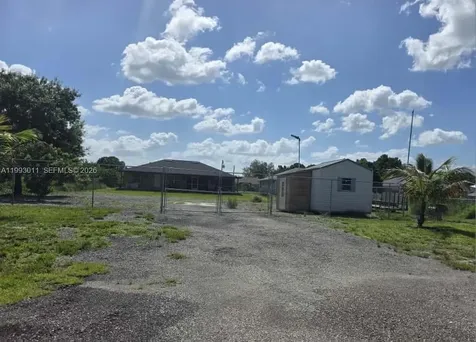 1816 Tomaso Avenue Lehigh Acres FL 33972