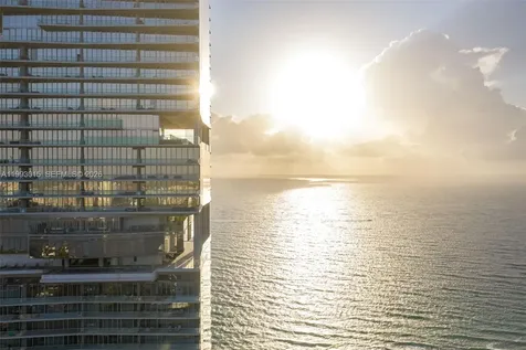 18501 Collins Avenue Sunny Isles Beach FL 33160