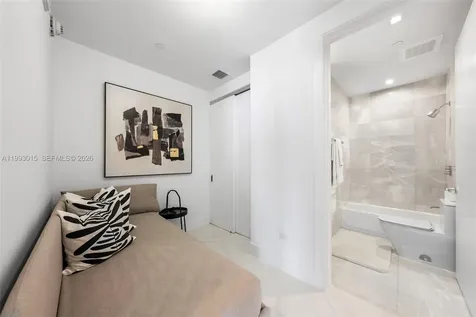 18501 Collins Avenue Sunny Isles Beach FL 33160