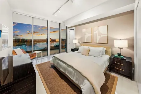 18501 Collins Avenue Sunny Isles Beach FL 33160