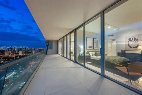 18501 Collins Avenue Sunny Isles Beach FL 33160