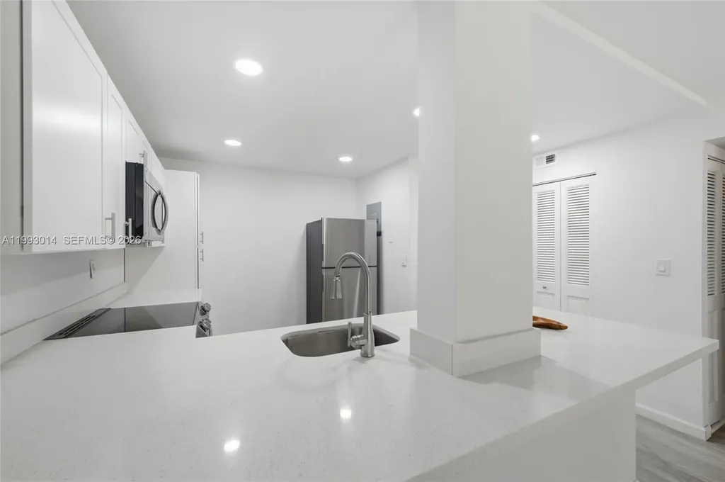 7950 W Mcnab Road Tamarac FL 33321