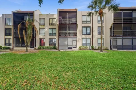 7950 W Mcnab Road Tamarac FL 33321