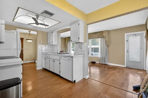 1104 Ocean Avenue Boynton Beach FL 33426