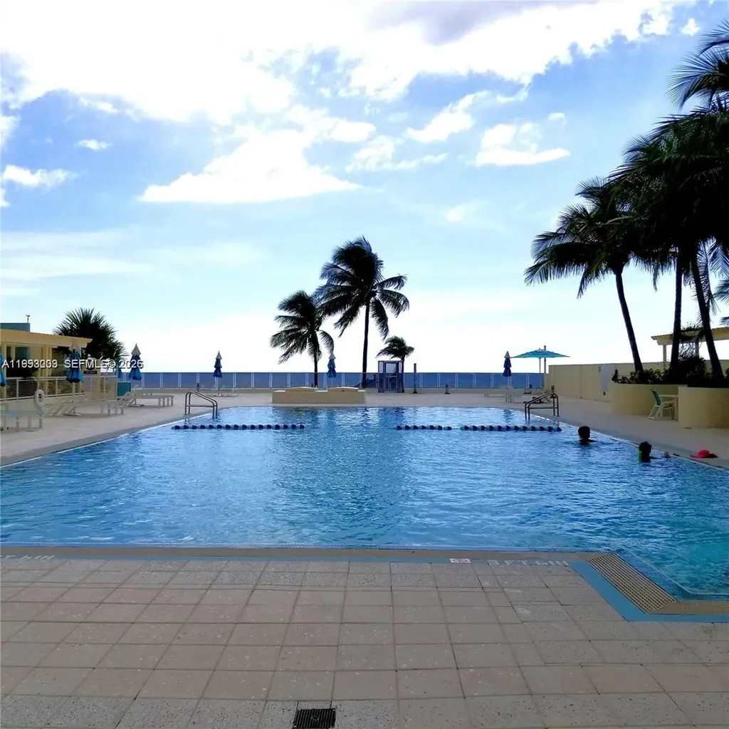2501 S Ocean Drive Hollywood FL 33019