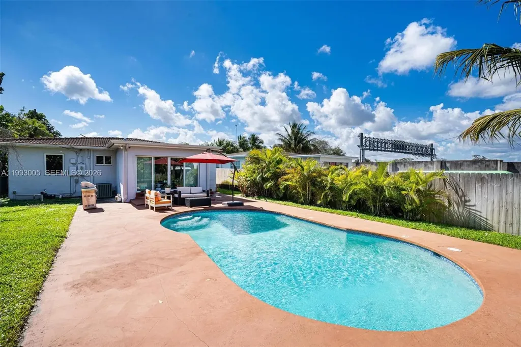 2923 Madison Street Hollywood FL 33020