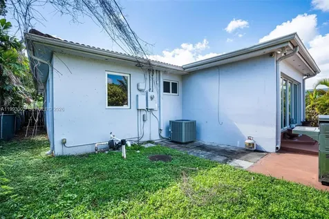 2923 Madison Street Hollywood FL 33020