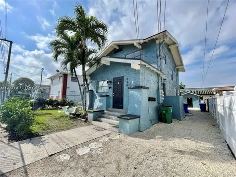 236 SW 10th Avenue Miami FL 33130