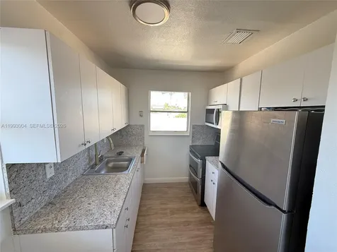236 SW 10th Avenue Miami FL 33130