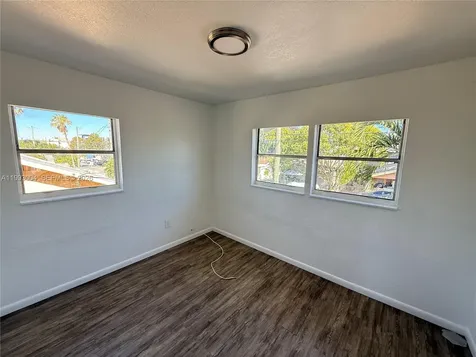 236 SW 10th Avenue Miami FL 33130
