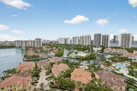 1000 Island Boulevard Aventura FL 33160
