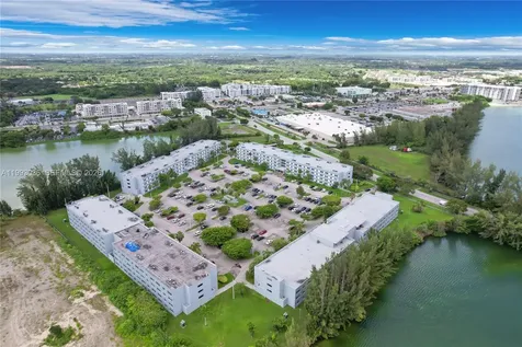 14820 Naranja Lakes Boulevard Homestead FL 33032
