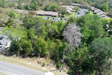 1 Tomahawk Avenue Spring Hill FL 34606