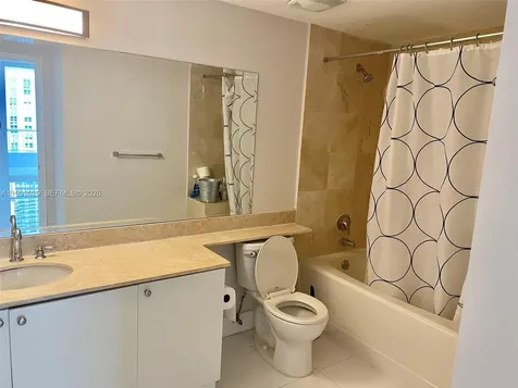170 SE 14th Street Miami FL 33131