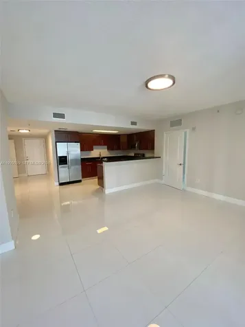 170 SE 14th Street Miami FL 33131