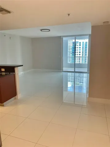 170 SE 14th Street Miami FL 33131