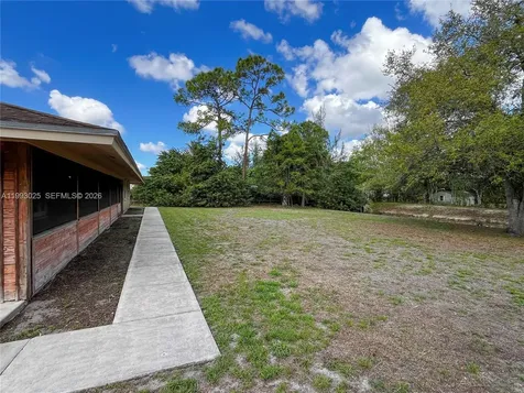13587 N 77th Place N Unincorporated Palm Beach FL 33412