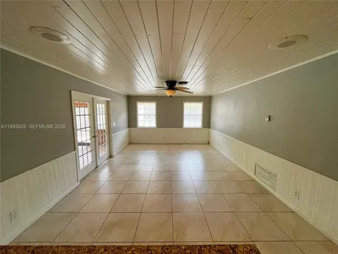 13587 N 77th Place N Unincorporated Palm Beach FL 33412