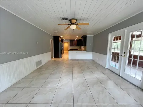 13587 N 77th Place N Unincorporated Palm Beach FL 33412