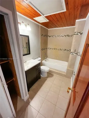 13587 N 77th Place N Unincorporated Palm Beach FL 33412