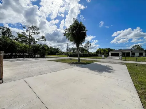 13587 N 77th Place N Unincorporated Palm Beach FL 33412