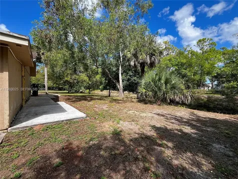 13587 N 77th Place N Unincorporated Palm Beach FL 33412