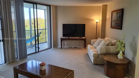 3401 N Country Club Drive Aventura FL 33180