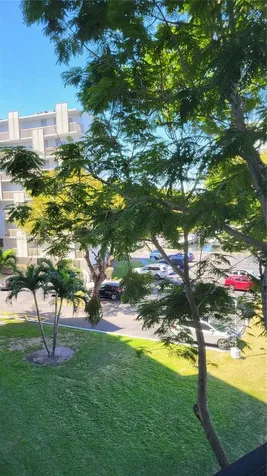 3401 N Country Club Drive Aventura FL 33180