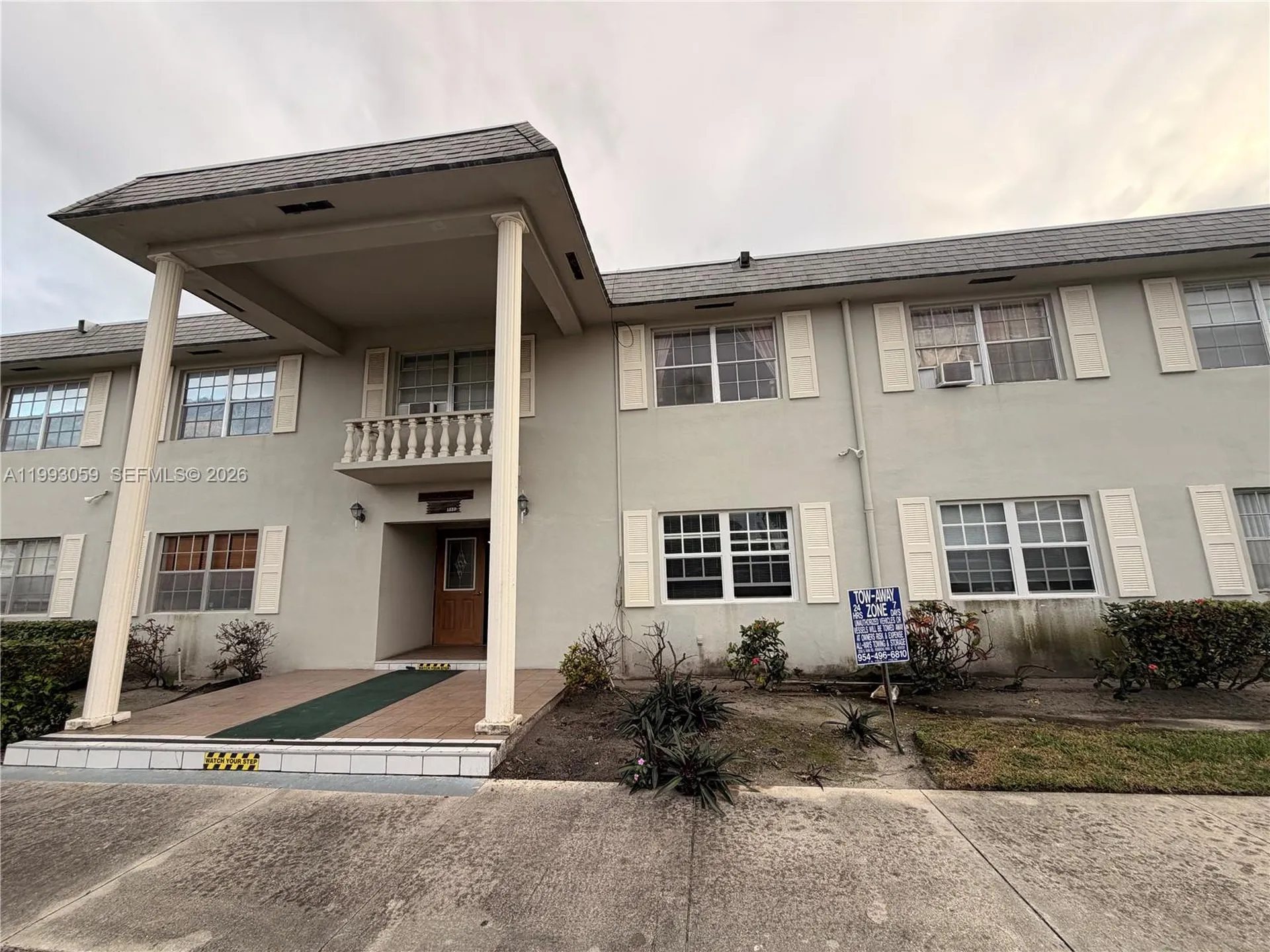 1520 Mckinley Street Hollywood FL 33020